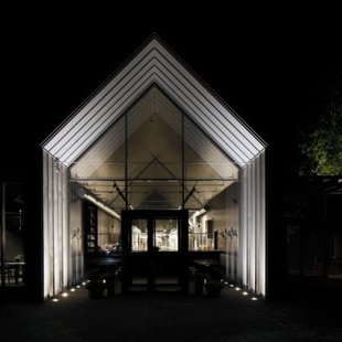 fasādes apgaismojums